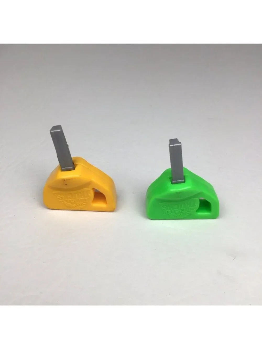 Hot Wheels Monster Trucks Mighty Minis Launcher Keys Replacement Lot of 2 1:87
